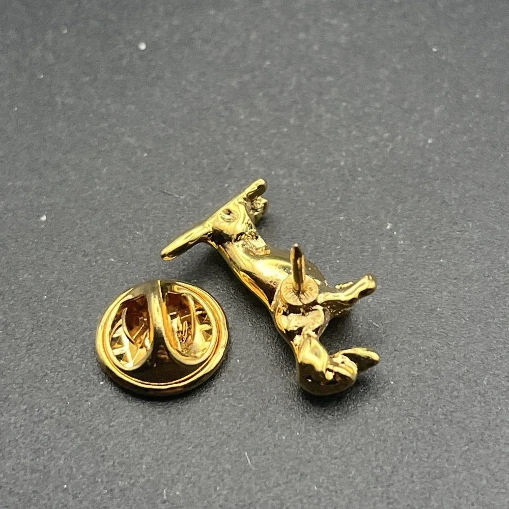 Dachshund Dog Puppy Gold Tone Lapel‎ Hat Pin